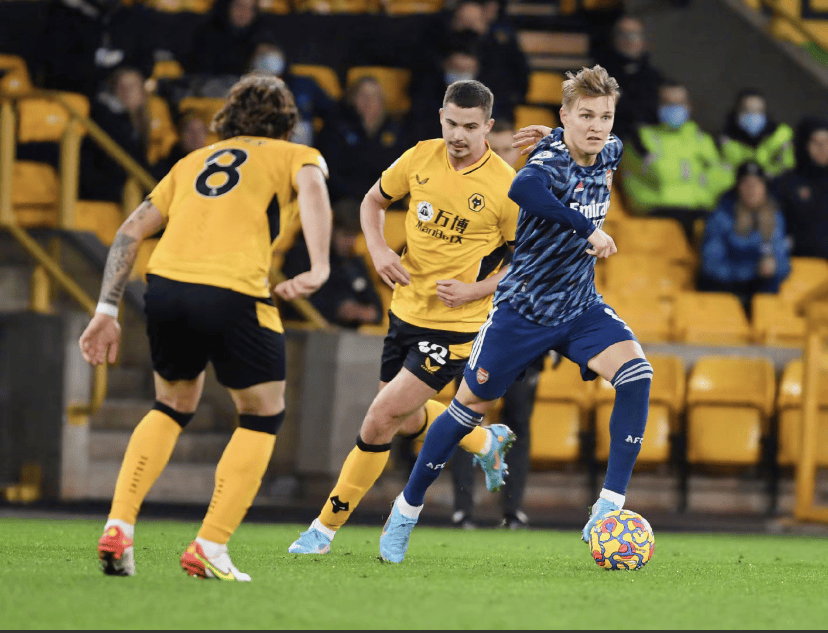 狼队主场击败阿斯顿维拉，保级压力稍减(狼队vs阿斯顿维拉分析)