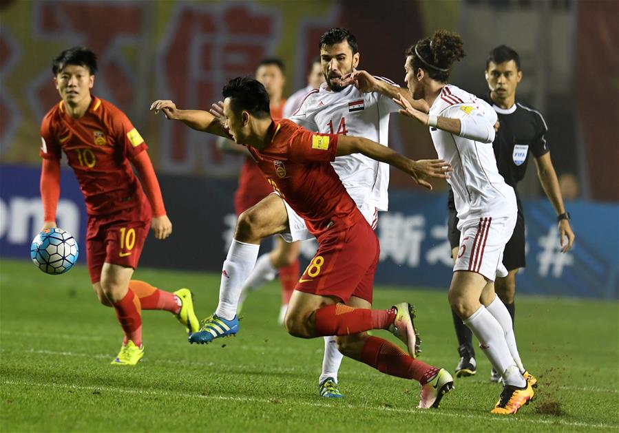 华体会体育-包含阿贾克斯意外输球，出线形势岌岌可危的词条